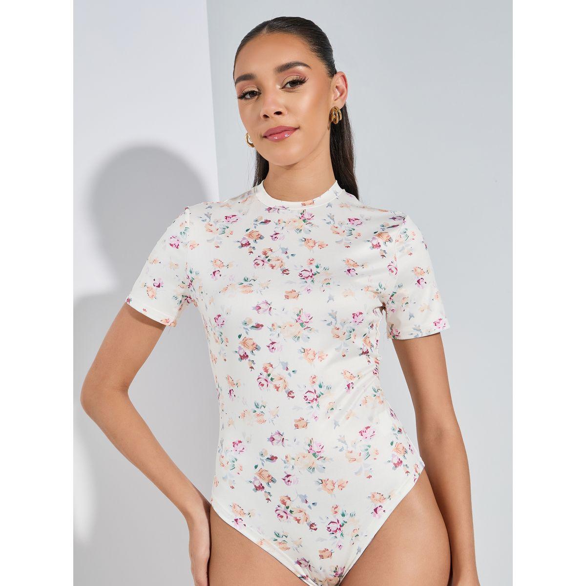 بودي سوت مطبع بالكامل مع اكمام قصيرة-women-clothing-tshirts-image-1