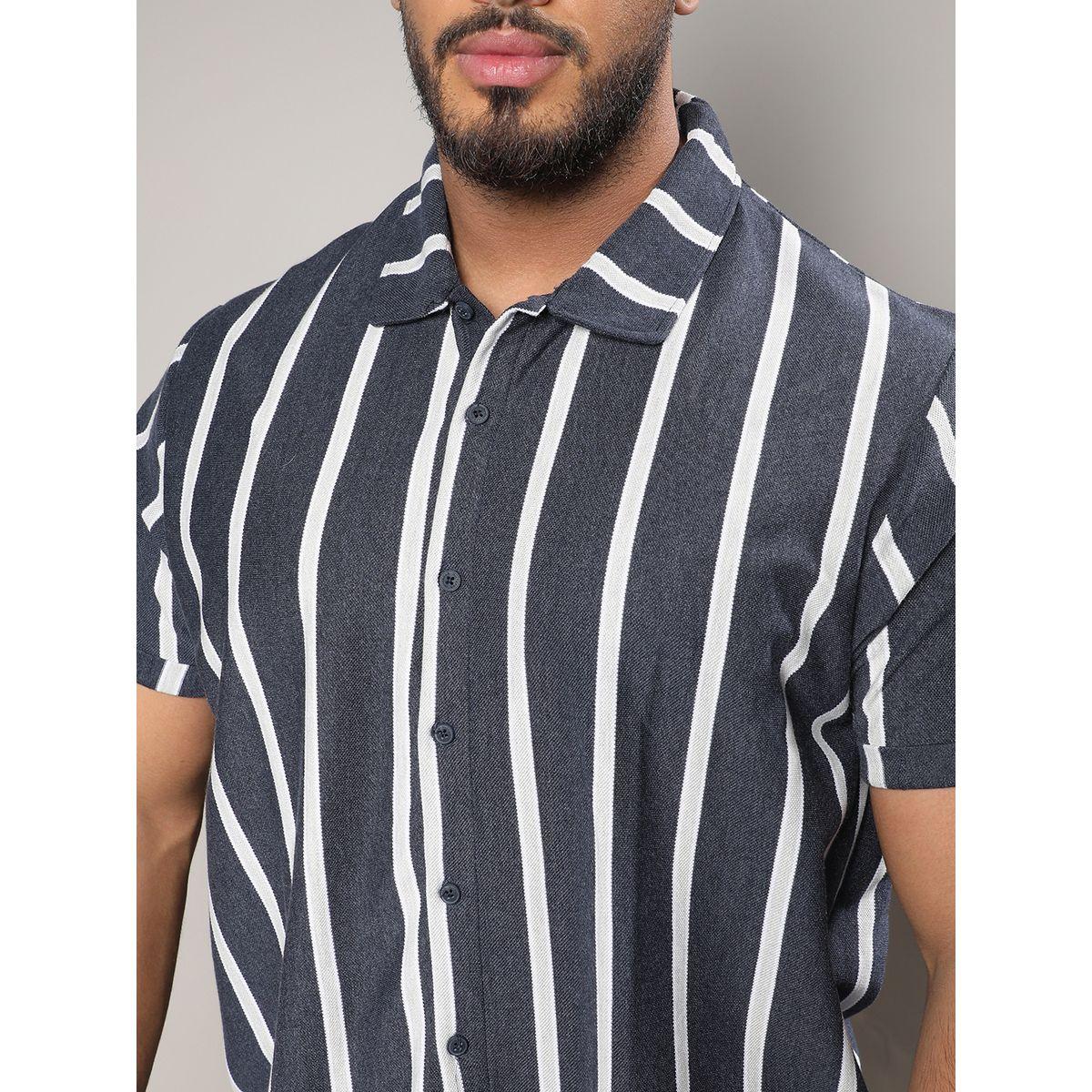 Instafab Plus X Styli  Contrast Halo Striped Regular Fit Shirt-men-clothing-tshirtsandpolos-tshirts-image-2