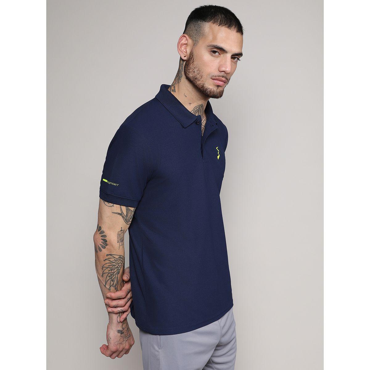 تيشيرت بولو سادة مزين بشعار كامبوس سوترا × ستايلي-men-clothing-sportswearandactivewear-tshirtsandpolos-image-1