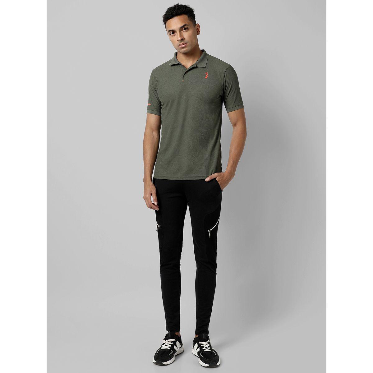 تيشيرت بولو سادة مزين بشعار كامبوس سوترا × ستايلي-men-clothing-sportswearandactivewear-tshirtsandpolos-image-4
