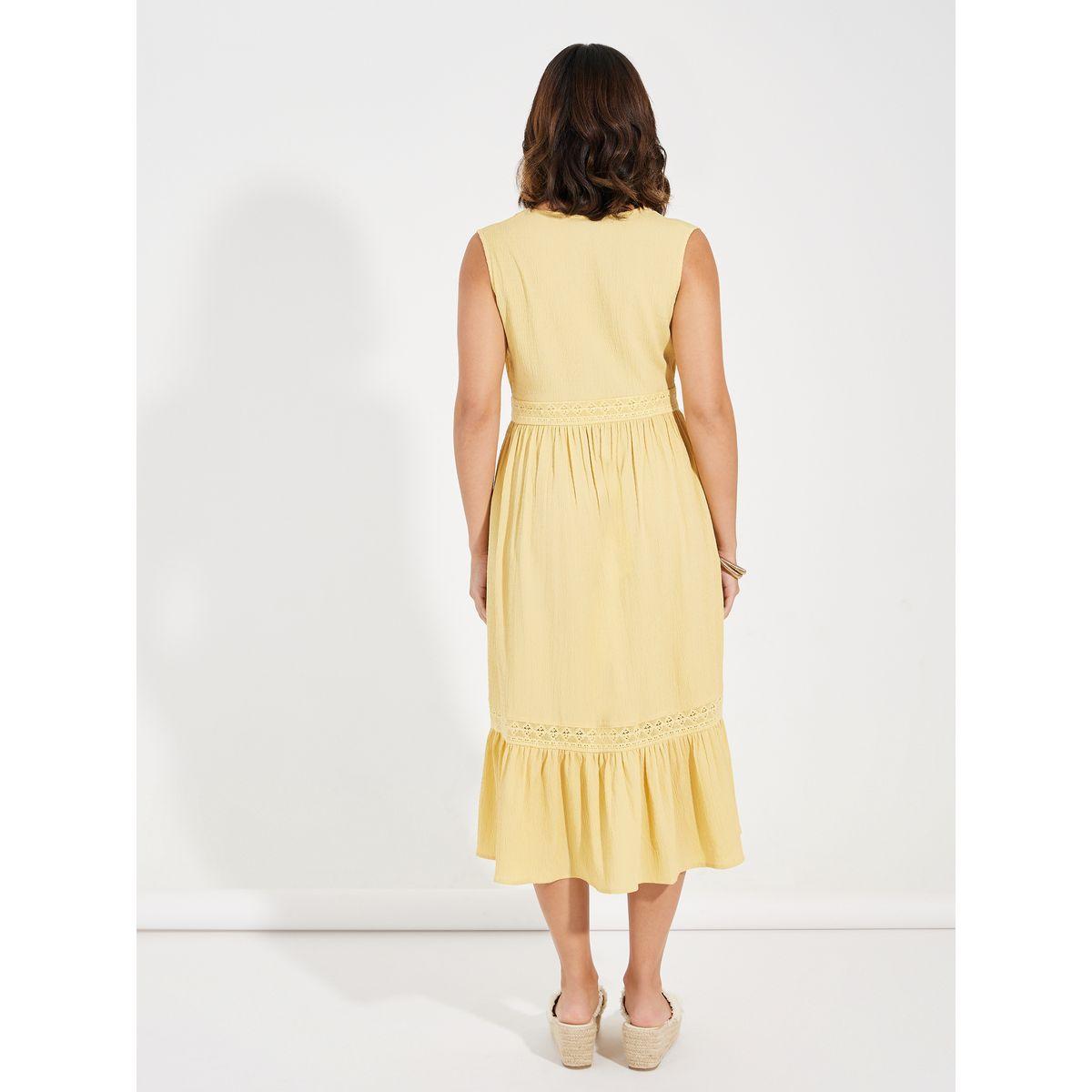 Styli Lace Insert Textured Midi Dress-women-clothing-dresses-image-4