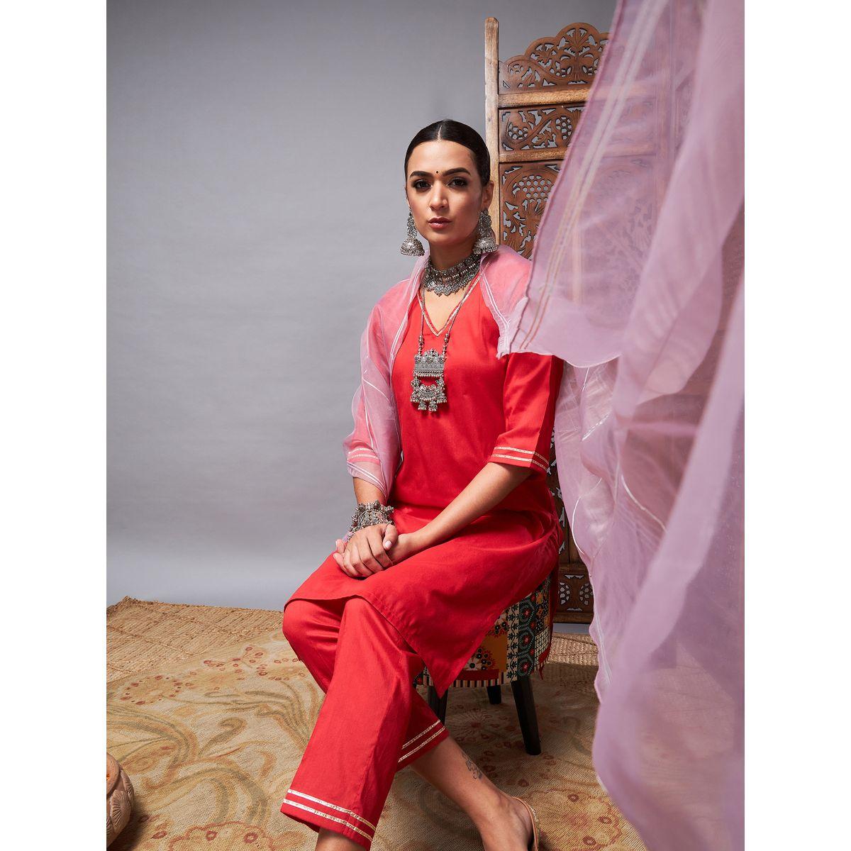 مجموعة من دوباتا اورجانزا مع بنطال وكورتا ساسافراس × ستايلي-women-clothing-ethnicwear-sareesets-image-1