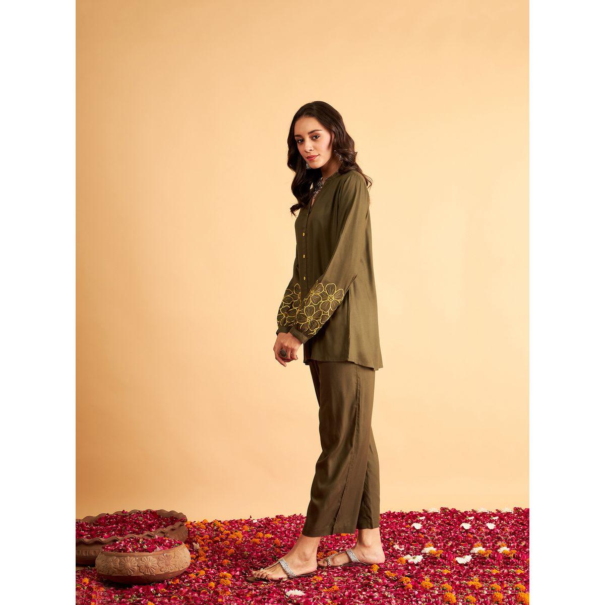 Sassafras X Styli   Floral Embroidered Sleeve Shirt & Pants Co-Ord-women-clothing-coordsets-image-3