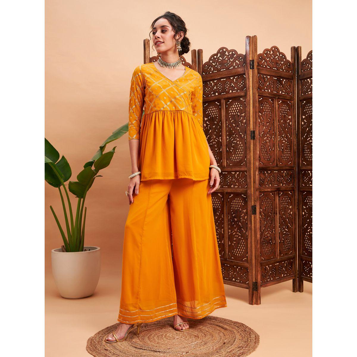 طقم منسق مع بنطال مع بلوزة بيبلوم بكسرات ساسافراس × ستايلي-women-clothing-ethnicwear-salwarsuits-image-1