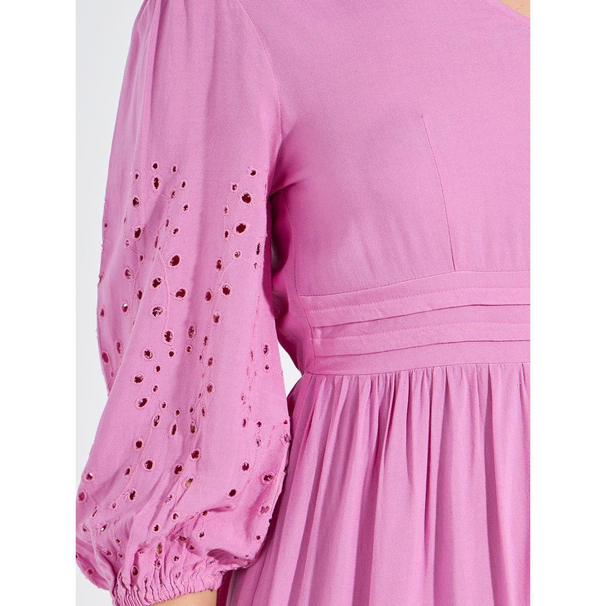 Styli Schiffli Detail Tiered Midi Dress with 3/4 Sleeves-women-clothing-dresses-image-3