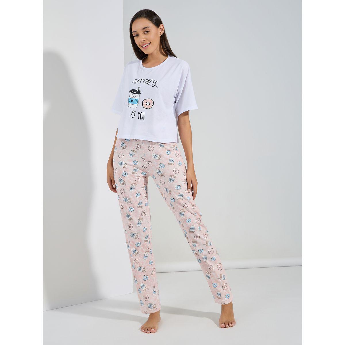 طقم من بنطال بيجاما مطبع بالكامل مع تيشيرت باكتاف منخفضة-women-clothing-nightwear-pyjamas-longsets-image-5