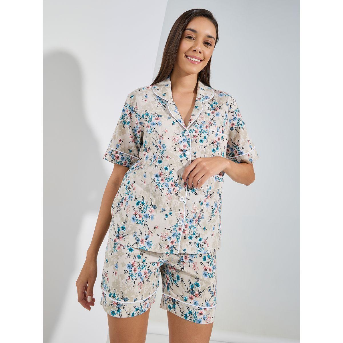 مجموعة من شورت وبلوزة بازرار غلق-women-clothing-nightwear-pyjamas-shortsets-image-1