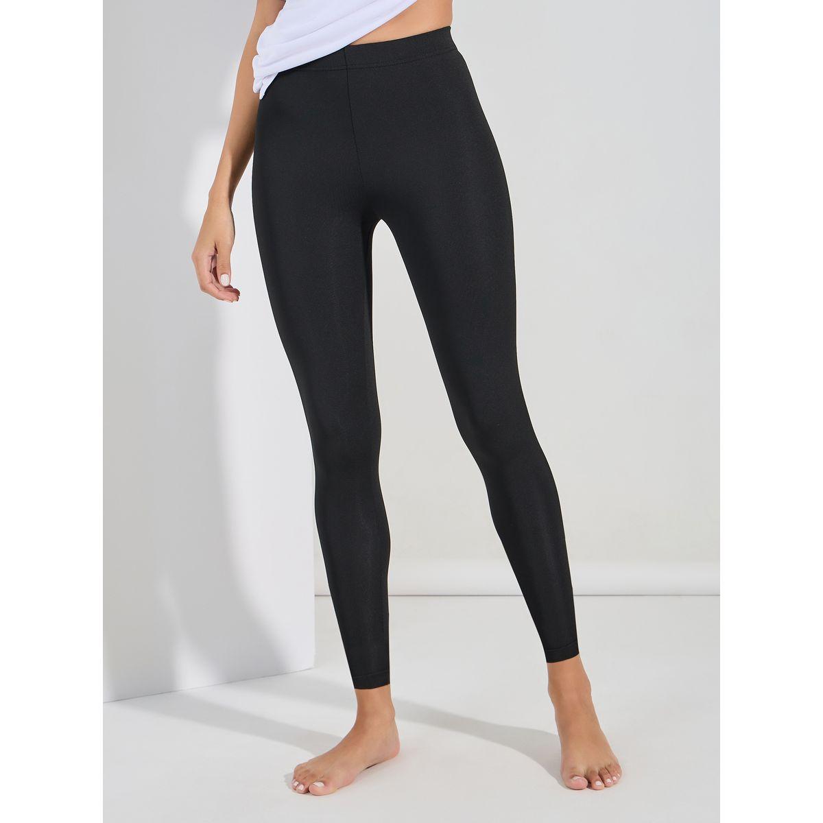 مجموعة من ليقنز مع تيشيرت مطبع بكتابة-women-clothing-coordsets-image-4