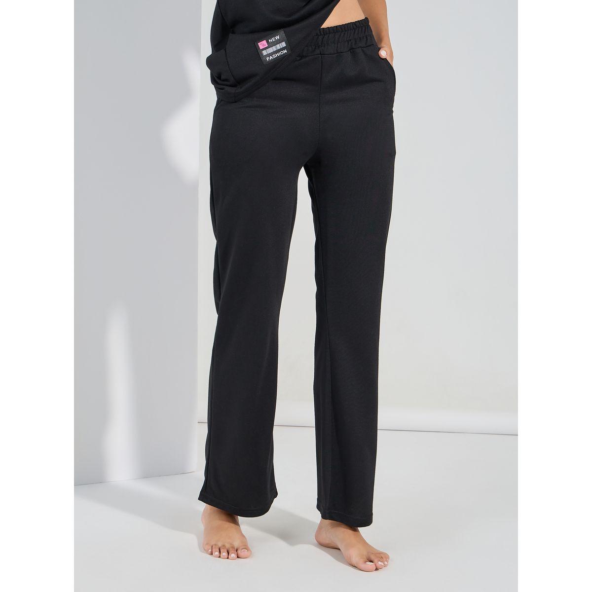 Styli Unwind Patch Detail T-Shirt & Trousers Lounge Set-women-clothing-coordsets-image-4