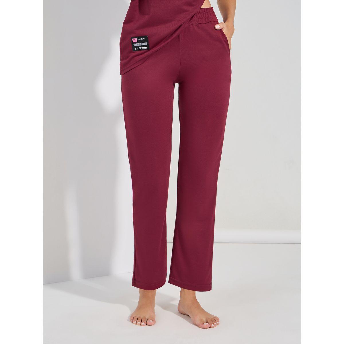 مجموعة من بنطال مع تيشيرت مزين بشارة-women-clothing-coordsets-image-4