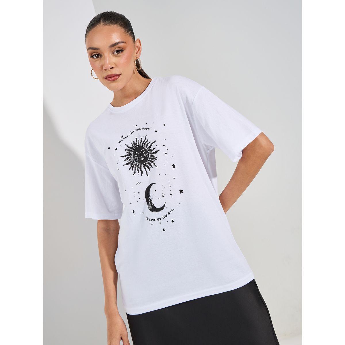Styli Oversized Sun and Moon Galaxy Graphic Print T-Shirt-women-clothing-tshirts-image-3