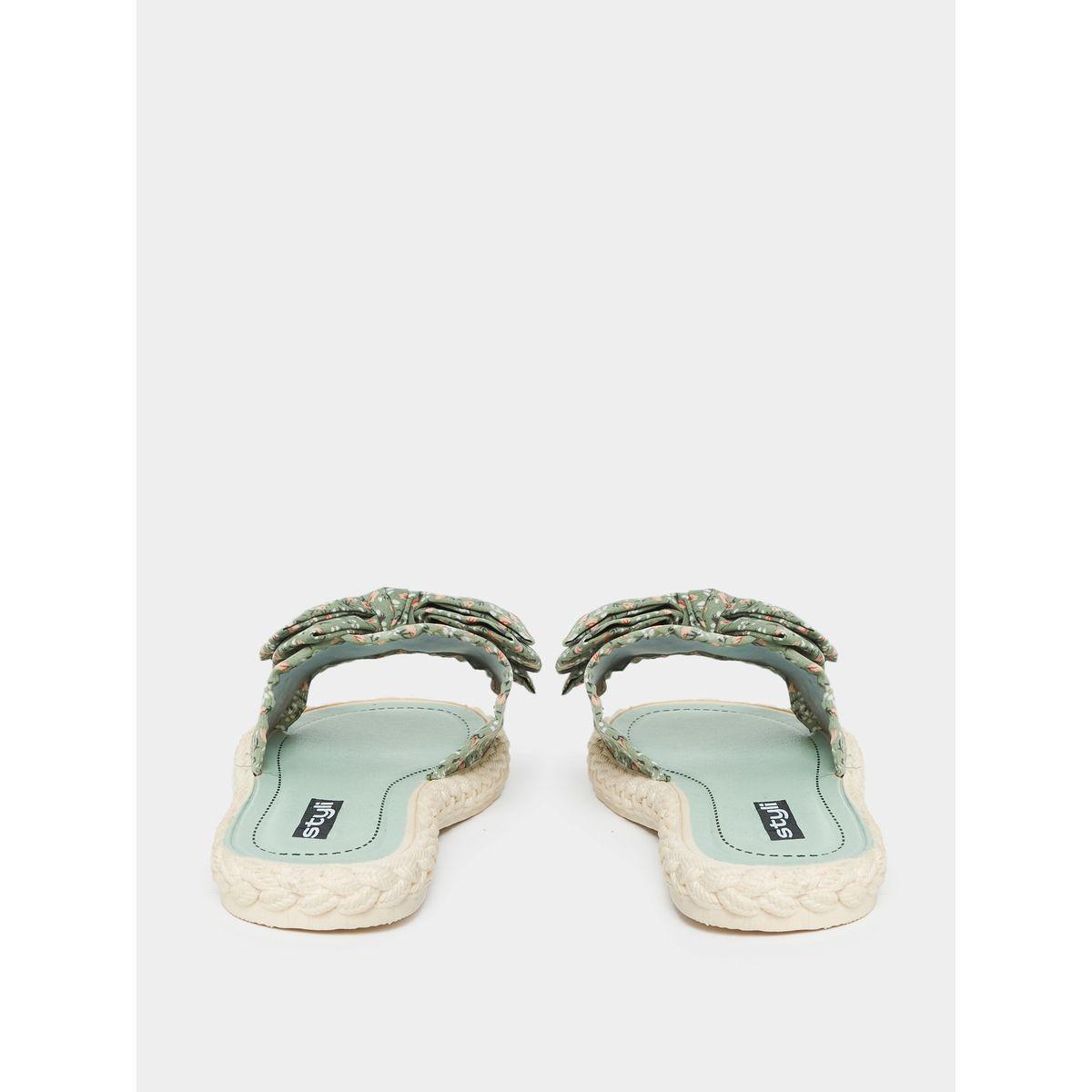 صندل فلات مطبع بزهور مع ربطة فيونكة-women-shoes-sandals-flats-image-3