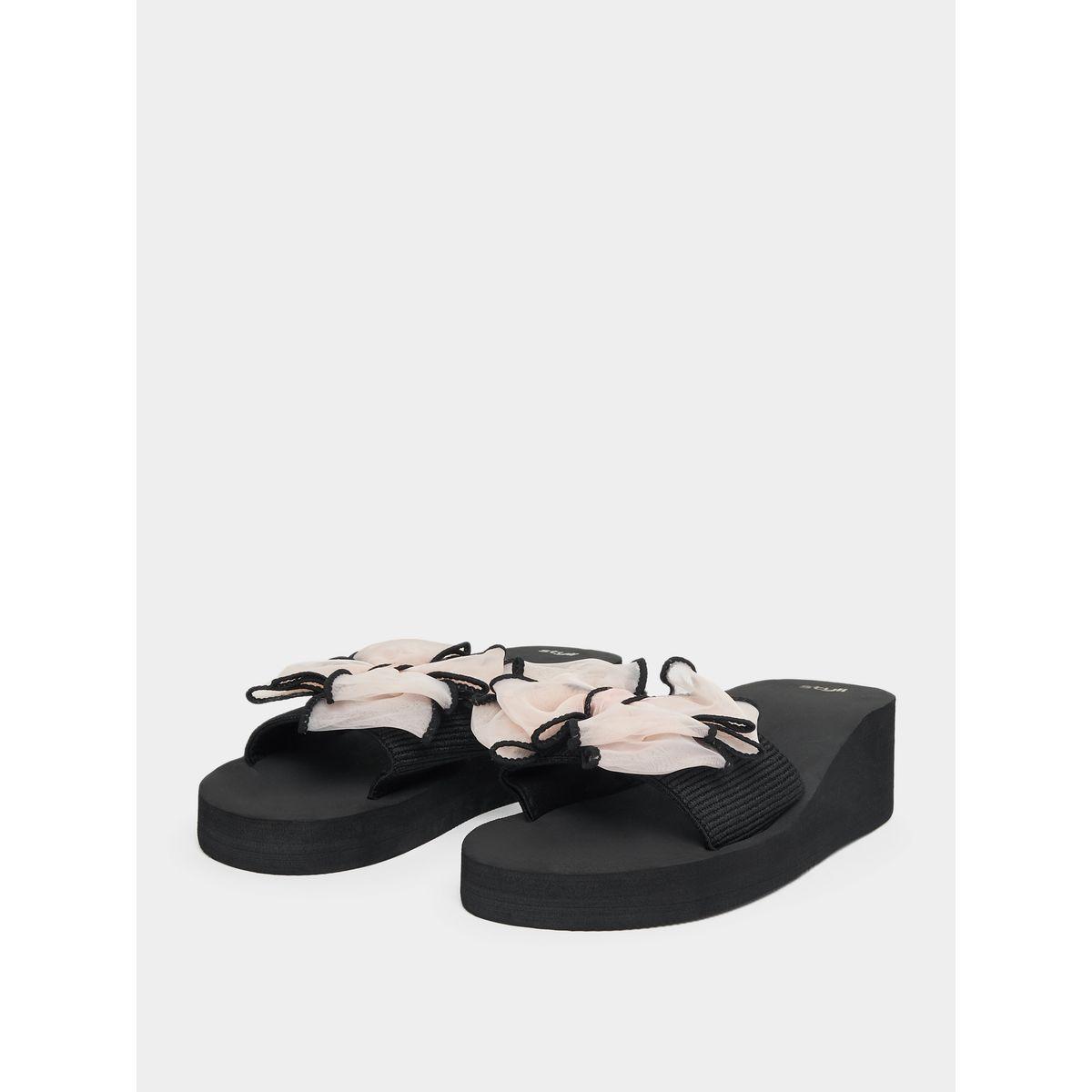 صندل بكعب ويدج وربطة فيونكة-women-shoes-sandals-flats-image-2