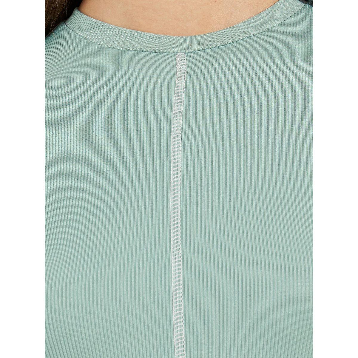 تيشيرت مضلع بتفاصيل درزات-women-clothing-tshirts-image-3