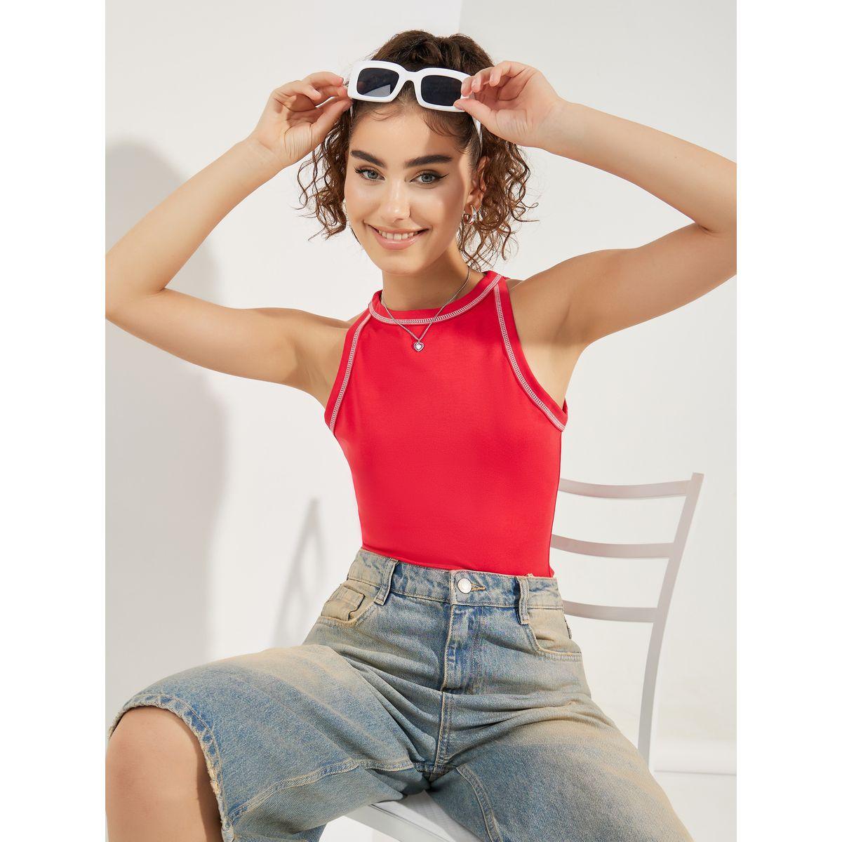 بلوزة بياقة ريسر مع تفاصيل مدروزة-women-clothing-tshirts-image-1