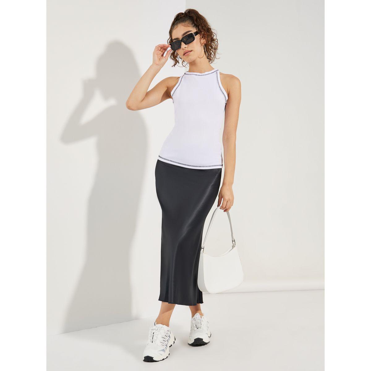 بلوزة بياقة ريسر مع تفاصيل مدروزة-women-clothing-tshirts-image-3