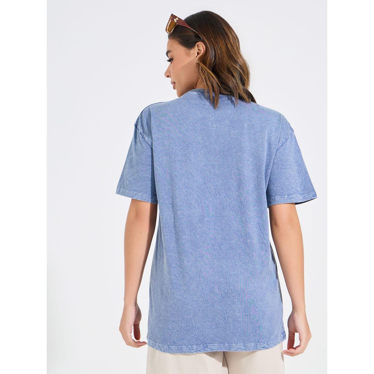 Styli Oversized Acid Wash Stars Graphic T-shirt with Dropped Shoulder-women-clothing-tshirts-image-4