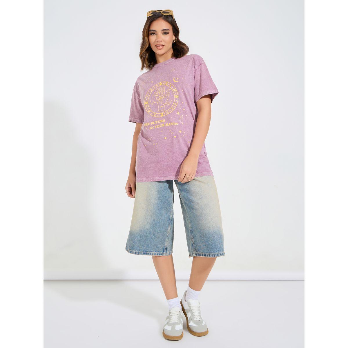 تيشيرت فضفاض بطبعة جرافيك واكتاف منخفضة-women-clothing-tshirts-image-2