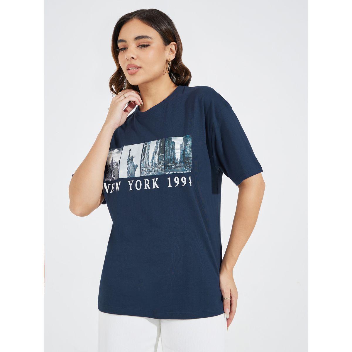 تيشيرت فضفاض بطبعة جرافيك مع أكتاف منخفضة-women-clothing-tshirts-image-3