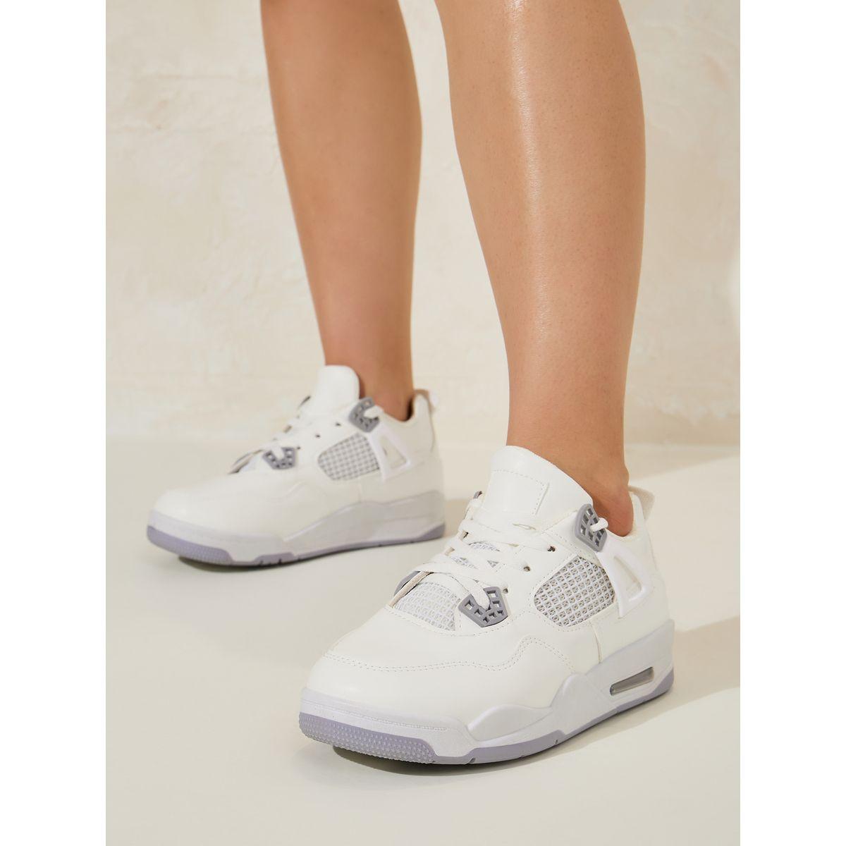 حذاء سنيكرز بتفاصيل بارزة الملمس-women-shoes-sneakers-image-1