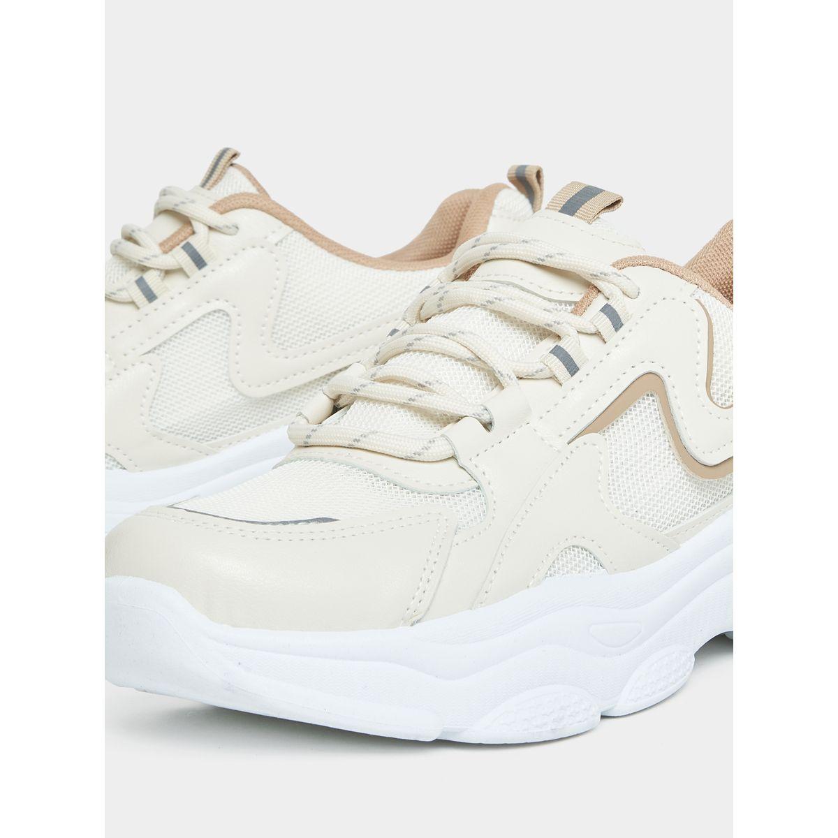 حذاء سنيكرز بتفاصيل بارزة الملمس مع اربطة-women-shoes-sneakers-image-4