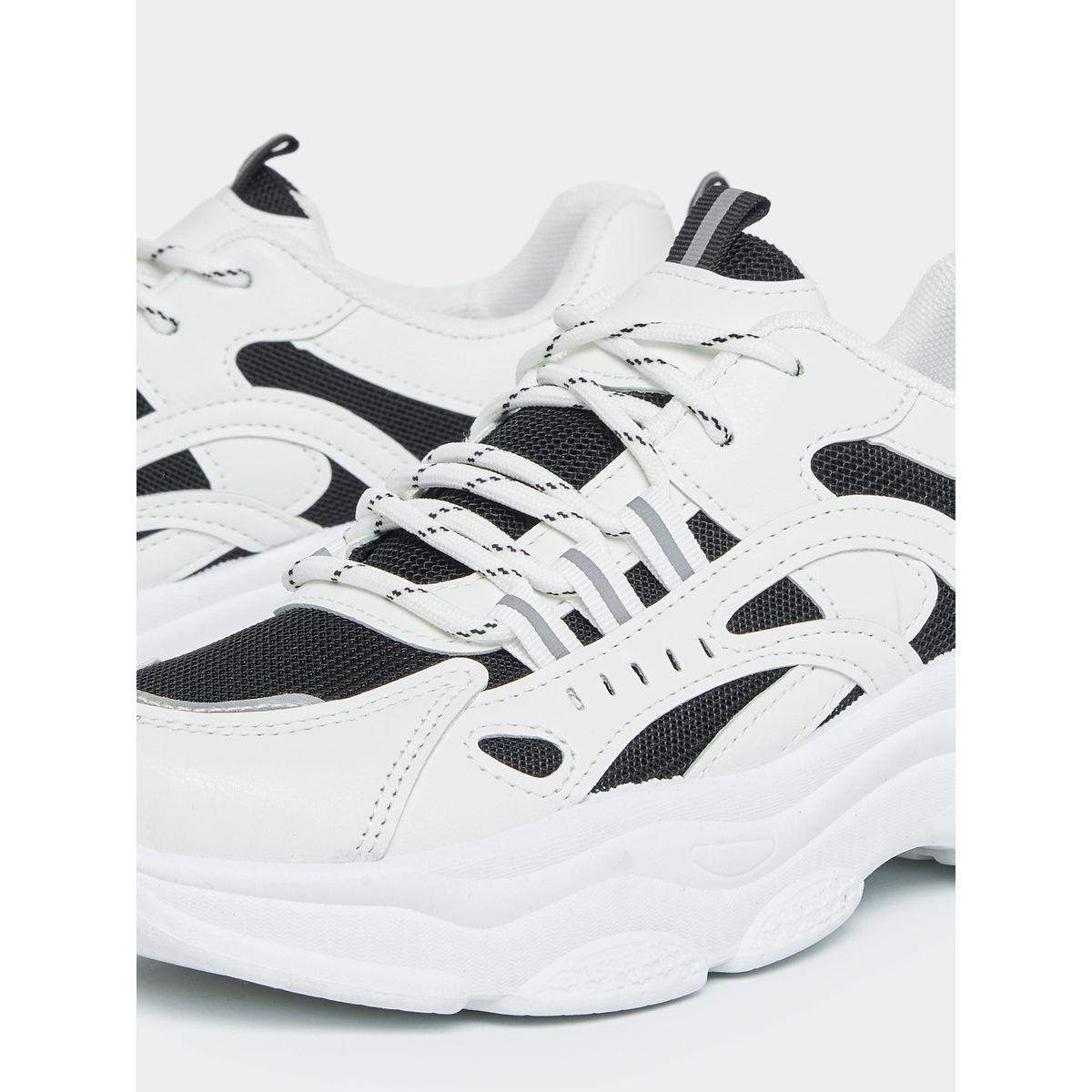 حذاء سنيكرز بكعب شانكي ورباط غلق-women-shoes-sneakers-image-5