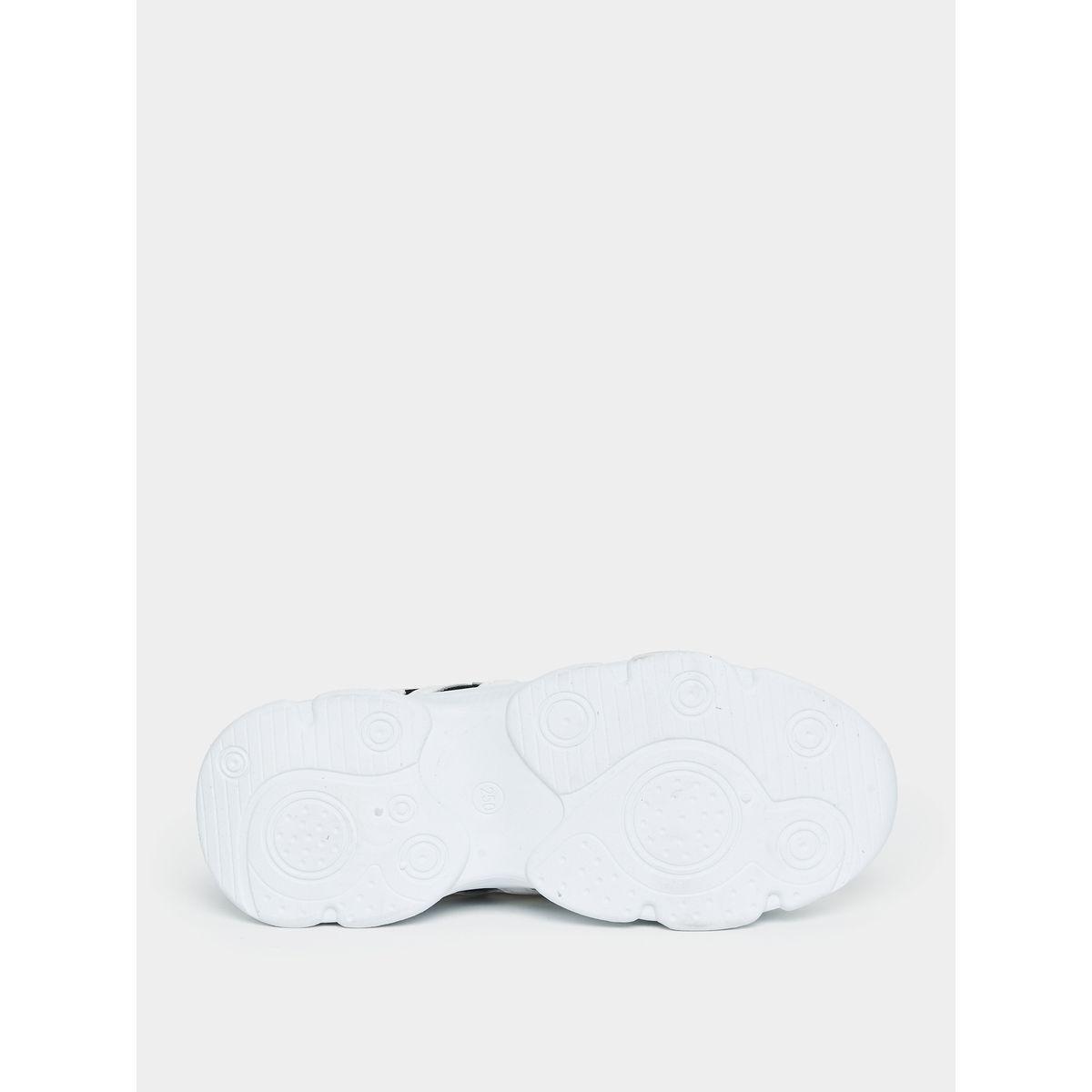 حذاء سنيكرز بكعب شانكي ورباط غلق-women-shoes-sneakers-image-7