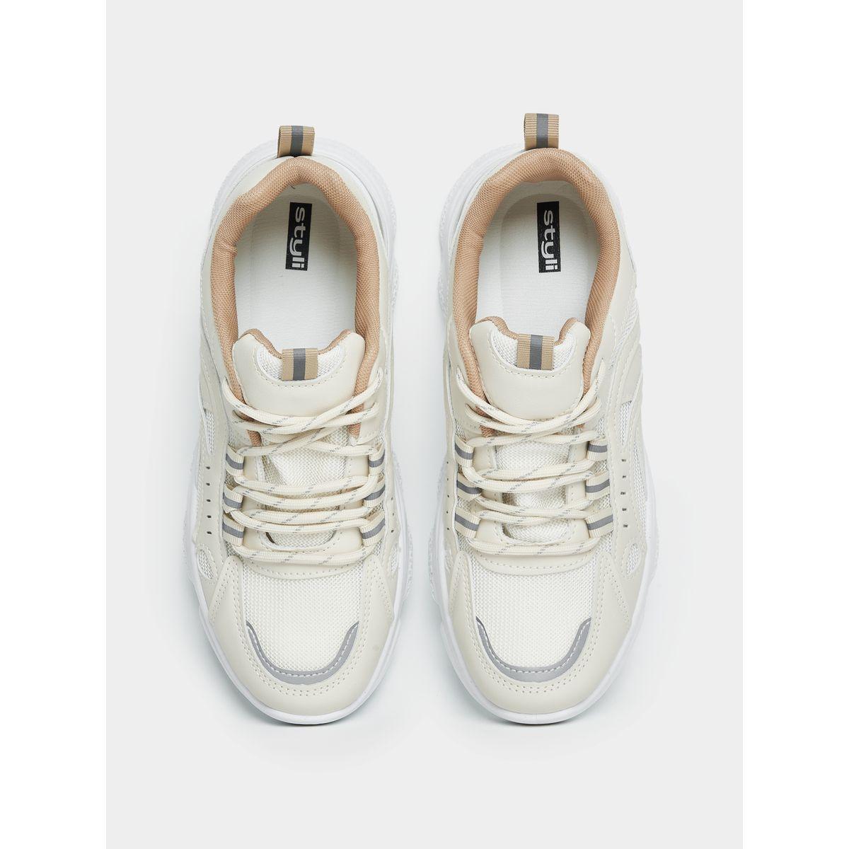 حذاء سنيكرز بكعب شانكي ورباط غلق-women-shoes-sneakers-image-2