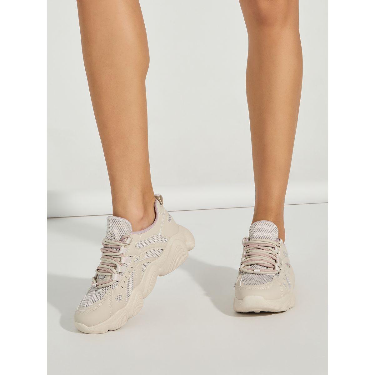 حذاء سنيكرز بنعل شانكي ورباط غلق-women-shoes-sneakers-image-1