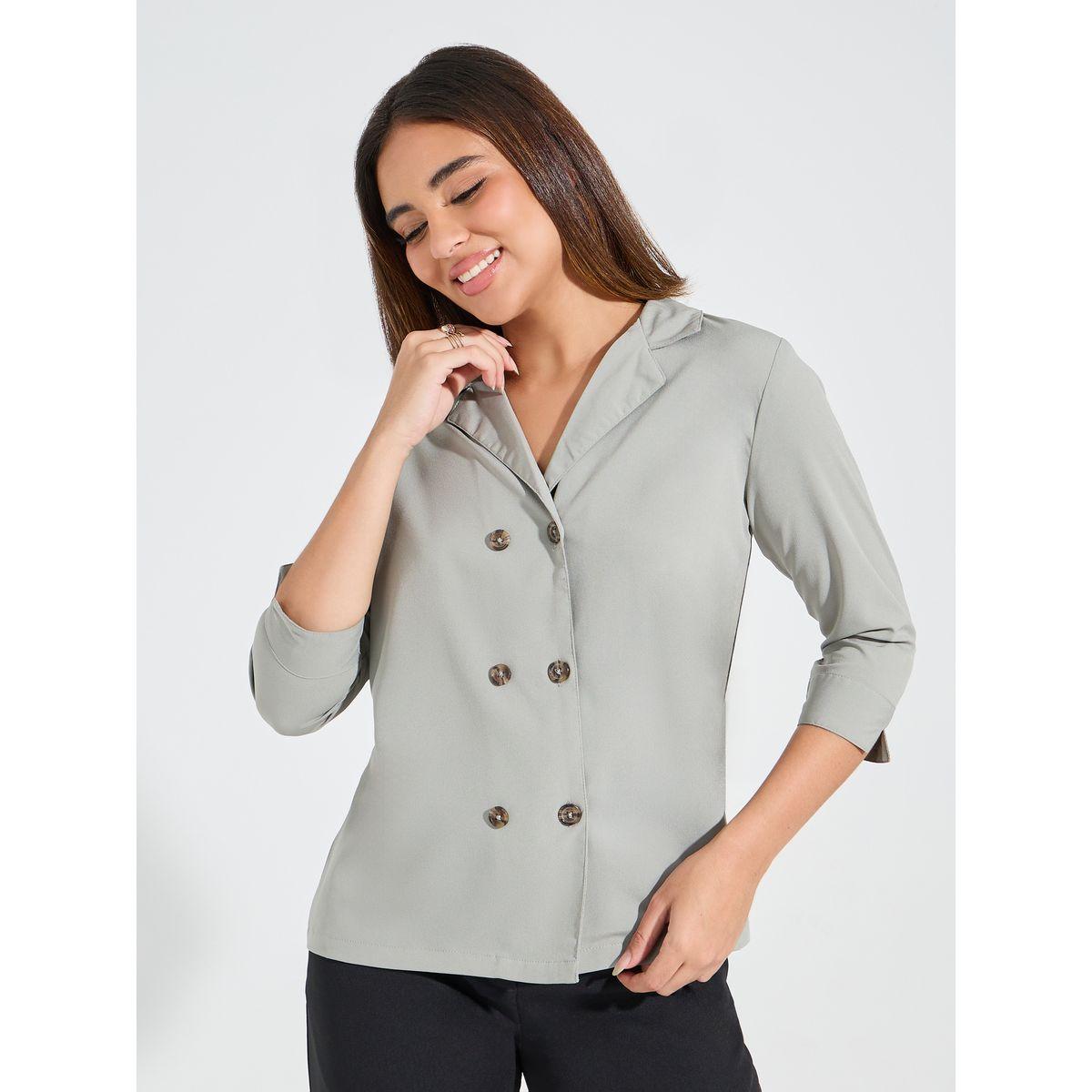 بلوزة بقصة عادية وياقة بشق مع ازرار-women-clothing-shirtsandblouses-shirts-image-3