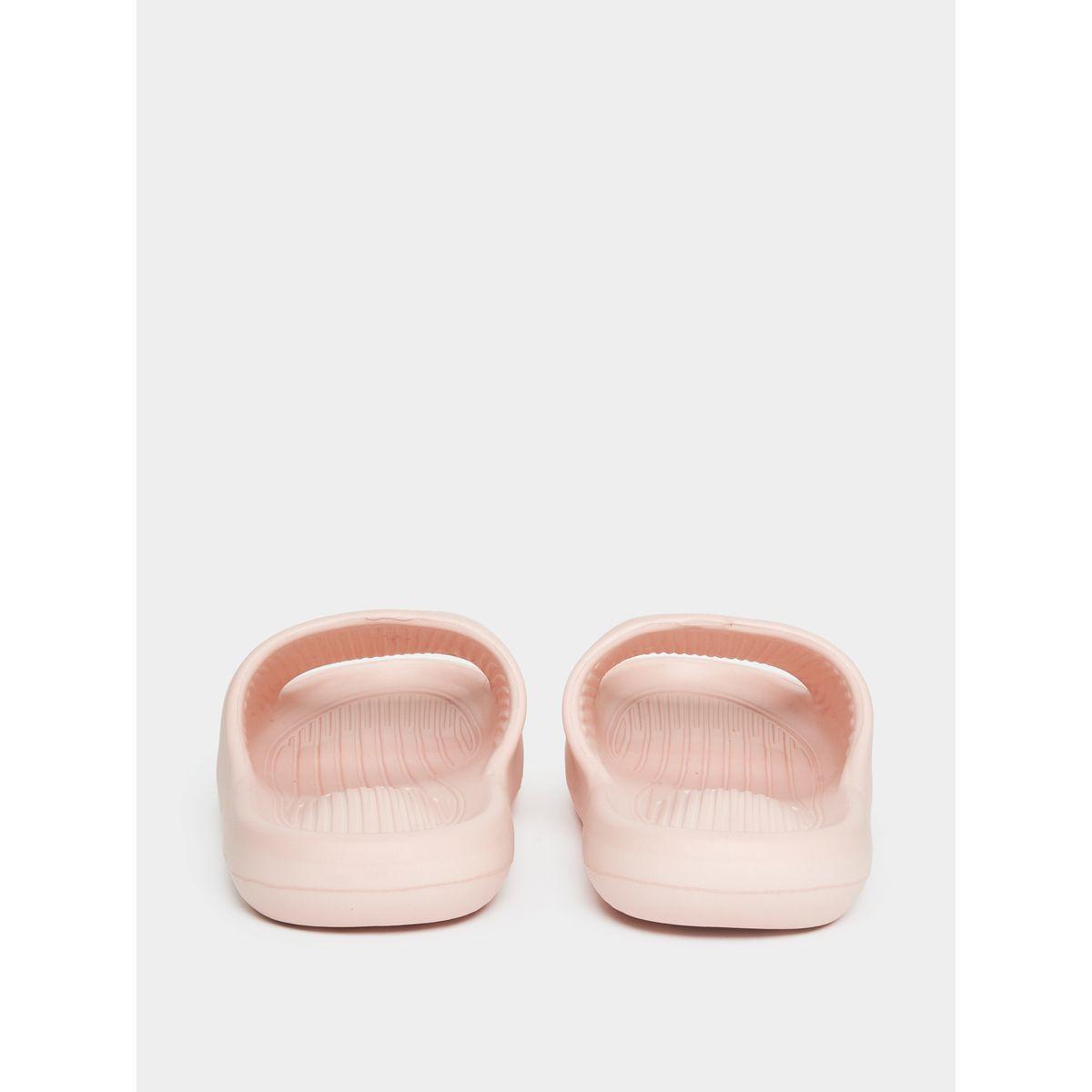 شبشب مانع للإنزلاق بتفاصيل دب بارز الملمس-women-shoes-flipflopsandslides-image-4