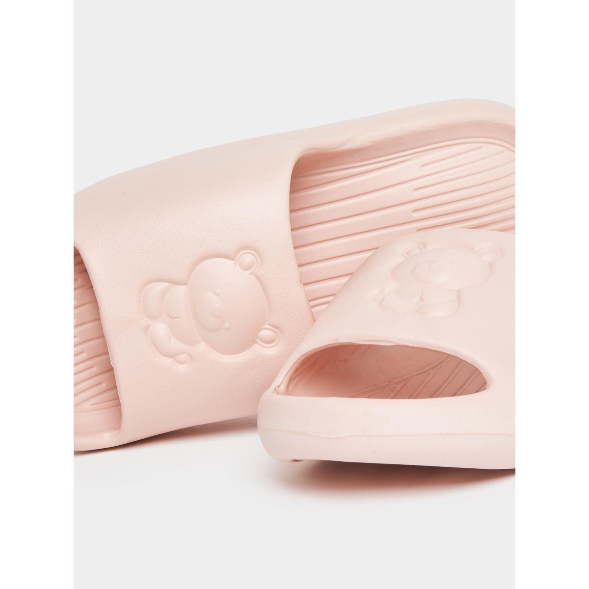 شبشب مانع للإنزلاق بتفاصيل دب بارز الملمس-women-shoes-flipflopsandslides-image-3