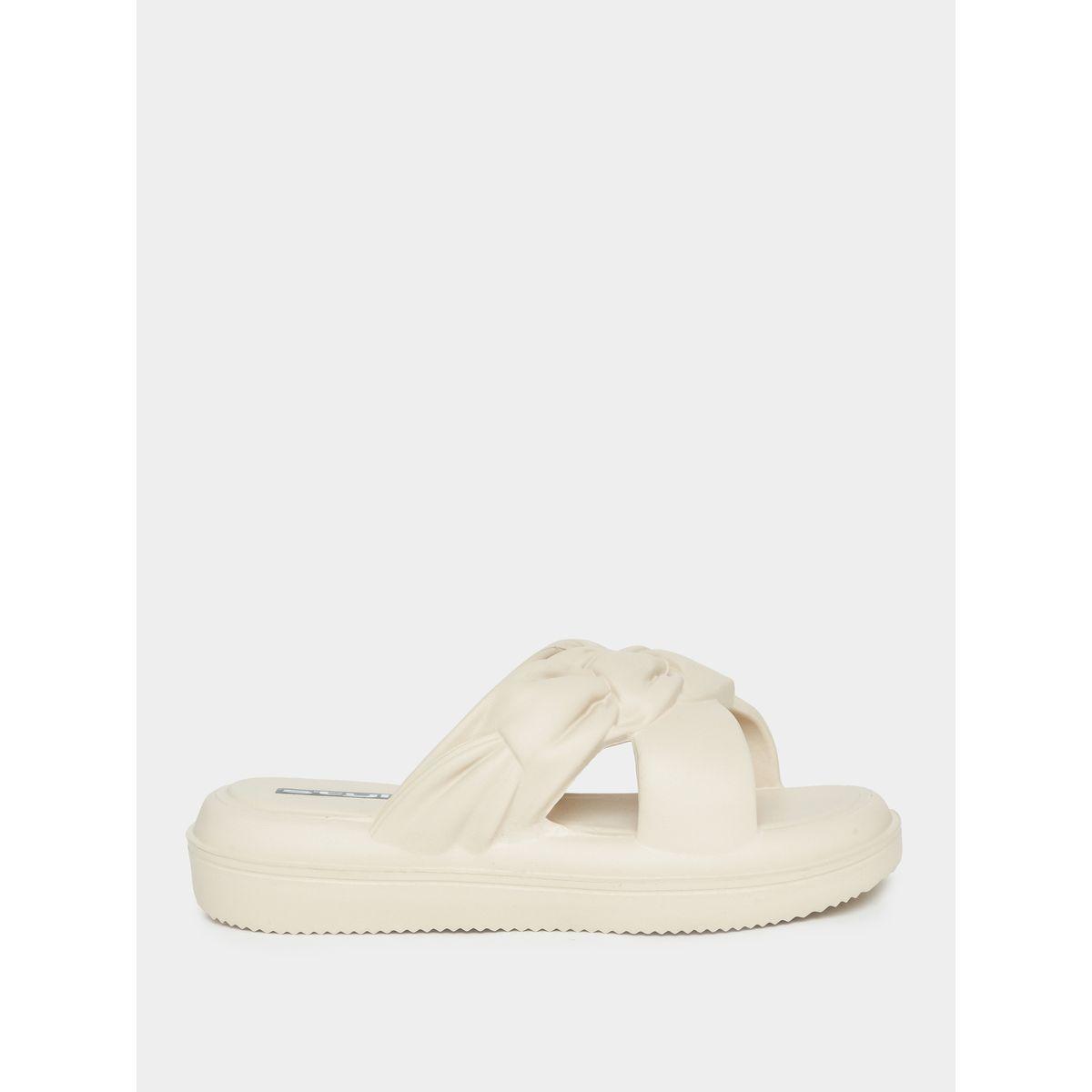 شبشب بلاتفورم بتفاصيل بارزة الملمس-women-shoes-flipflopsandslides-image-5