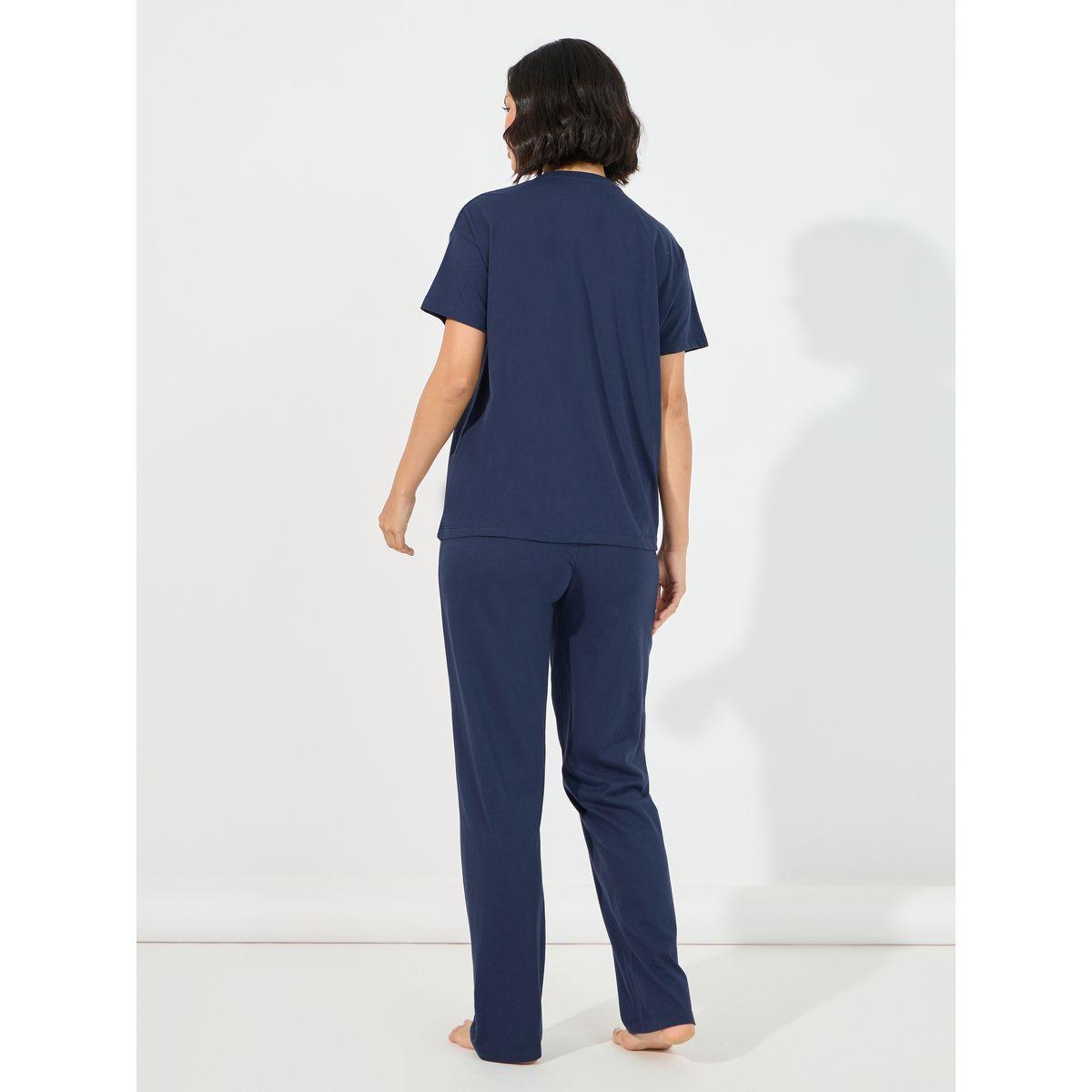 Styli Unwind Slogan Pocket Print T-Shirt & Ruffled Waistband Pyjama Set-women-clothing-nightwear-pyjamas-longsets-image-5