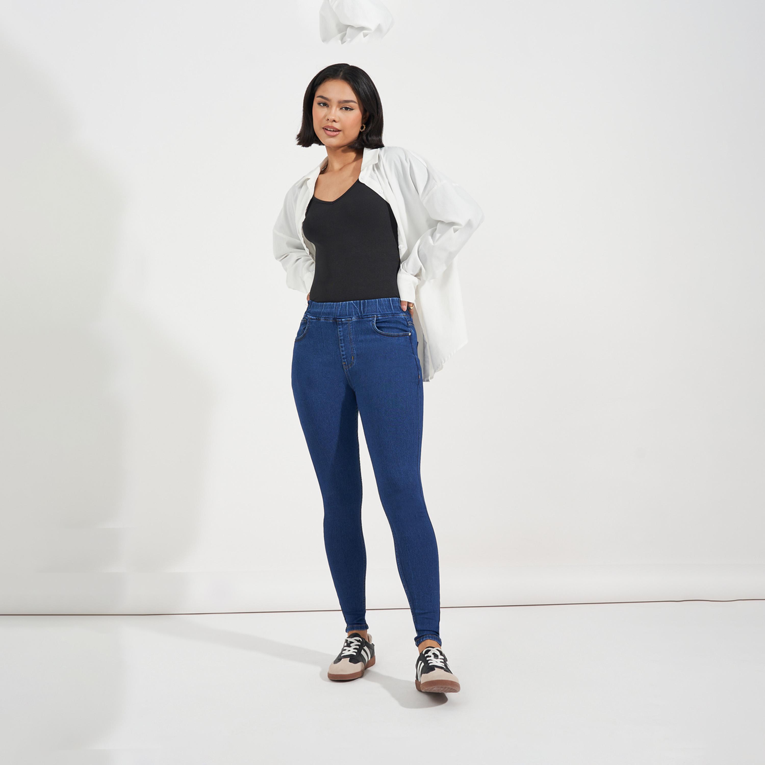 ستايلي - بنطال جينز ضيق بخصر عالٍ وقصة ضيقة مع جيوب-women-clothing-bottoms-jeans-image-1