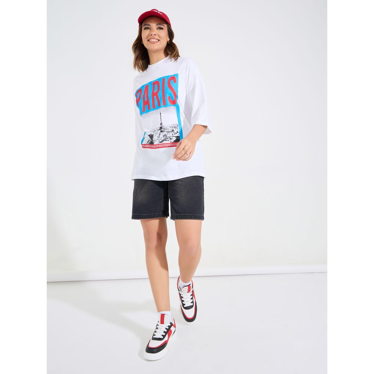 تيشيرت فضفاض بطبعة جرافيك مع اكتاف منخفضة-women-clothing-tshirts-image-2