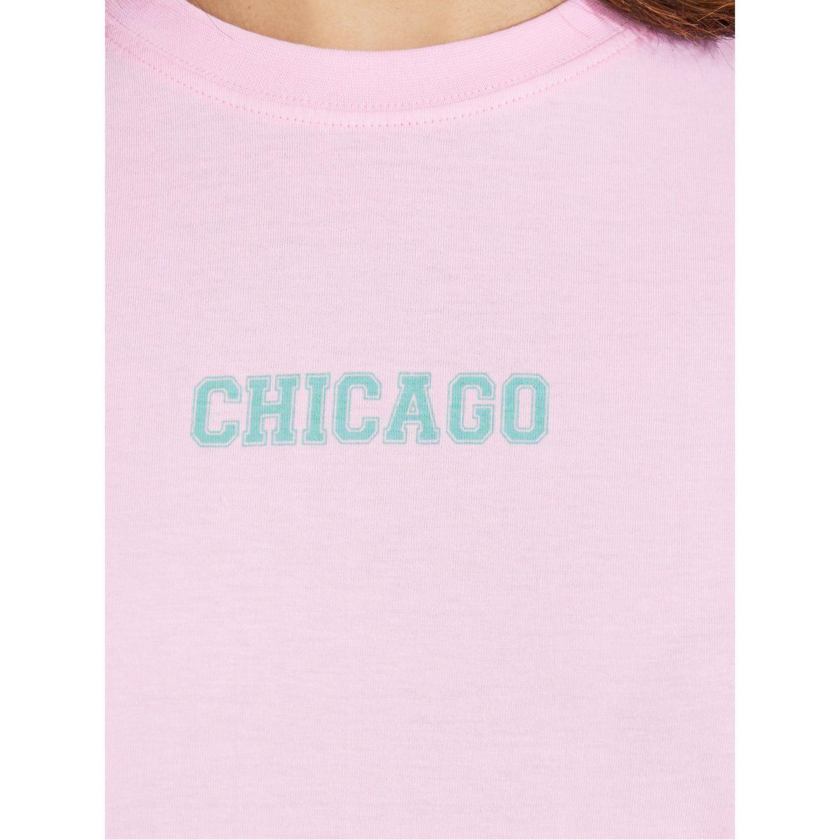 Styli Oversized Chicago Slogan T-Shirt with Dropped Shoulder-women-clothing-tshirts-image-4
