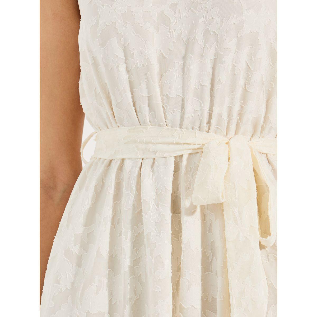 Styli Halter Neck Burnout Textured Midi Dress-women-clothing-dresses-image-3