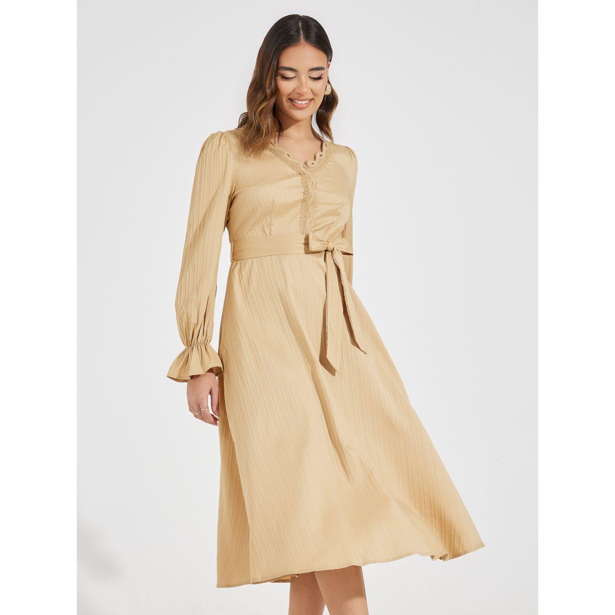 Styli Lace Insert Textured A-Line Midi Dress-women-clothing-dresses-image-2