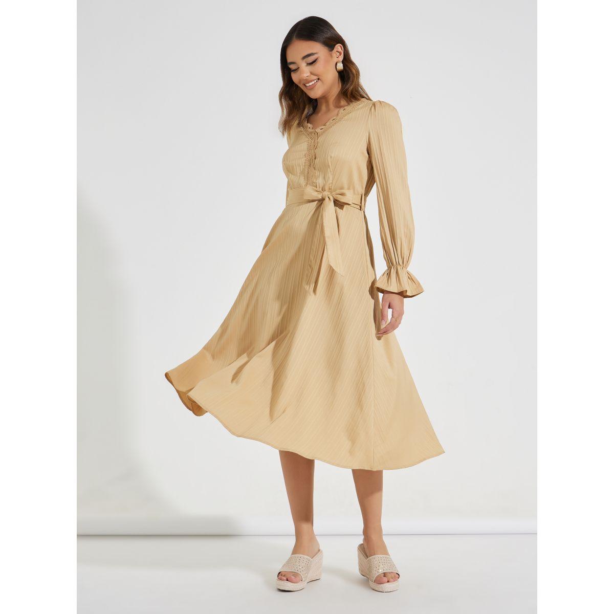 Styli Lace Insert Textured A-Line Midi Dress-women-clothing-dresses-image-4