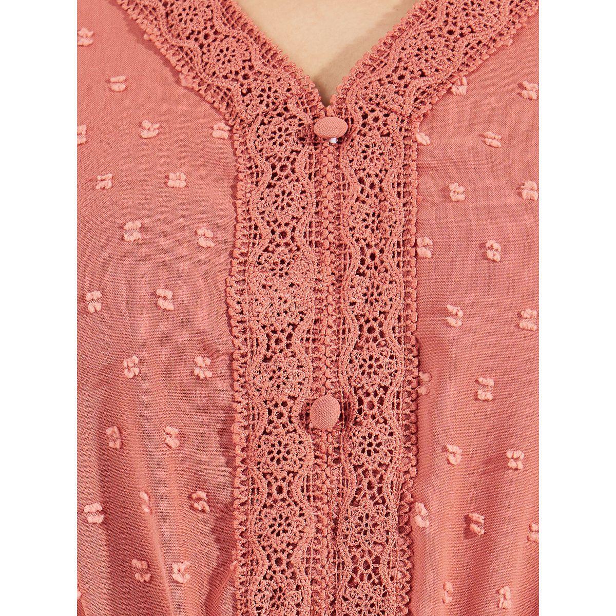 فستان ميدي بخيوط دوبي مع تفاصيل دانتيل-women-clothing-dresses-image-3