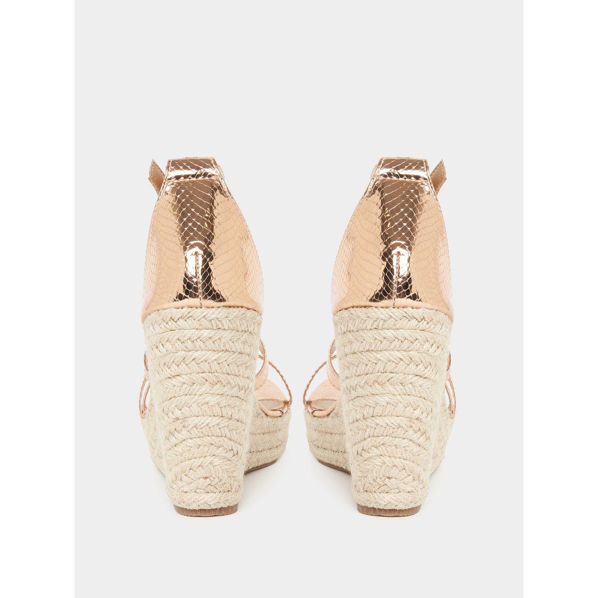 Styli Textured Ankle Strap Wedge Sandals-women-shoes-heels-image-4