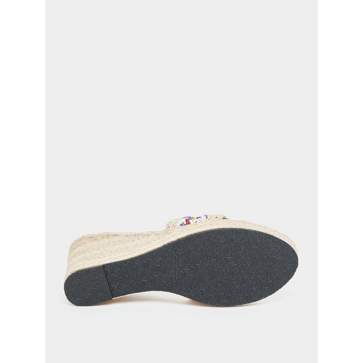 Styli Weave Strap Wedge Sandals-women-shoes-heels-image-7
