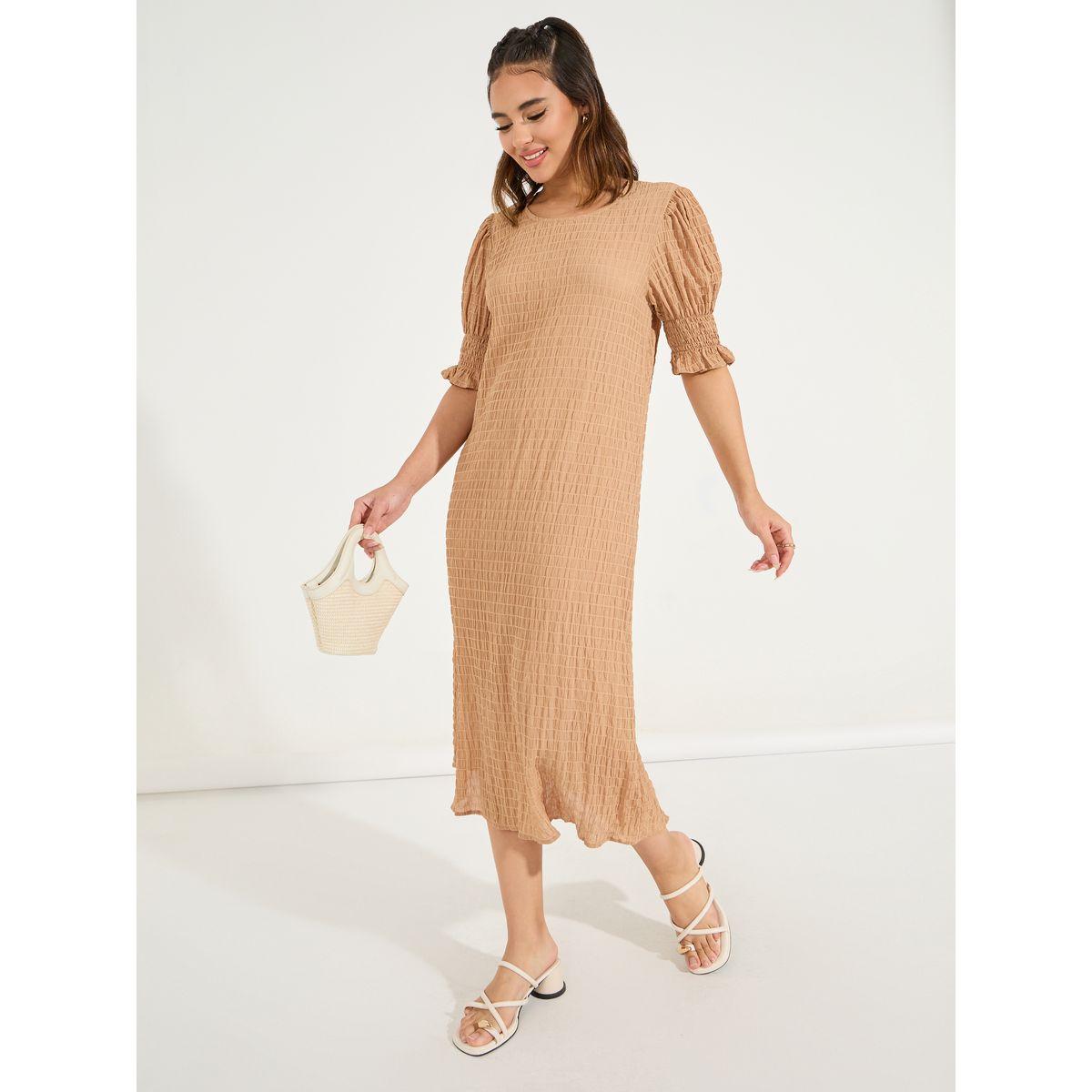 فستان ميدي بتفاصيل بارزة الملمس واكمام منفوخة-women-clothing-dresses-image-6