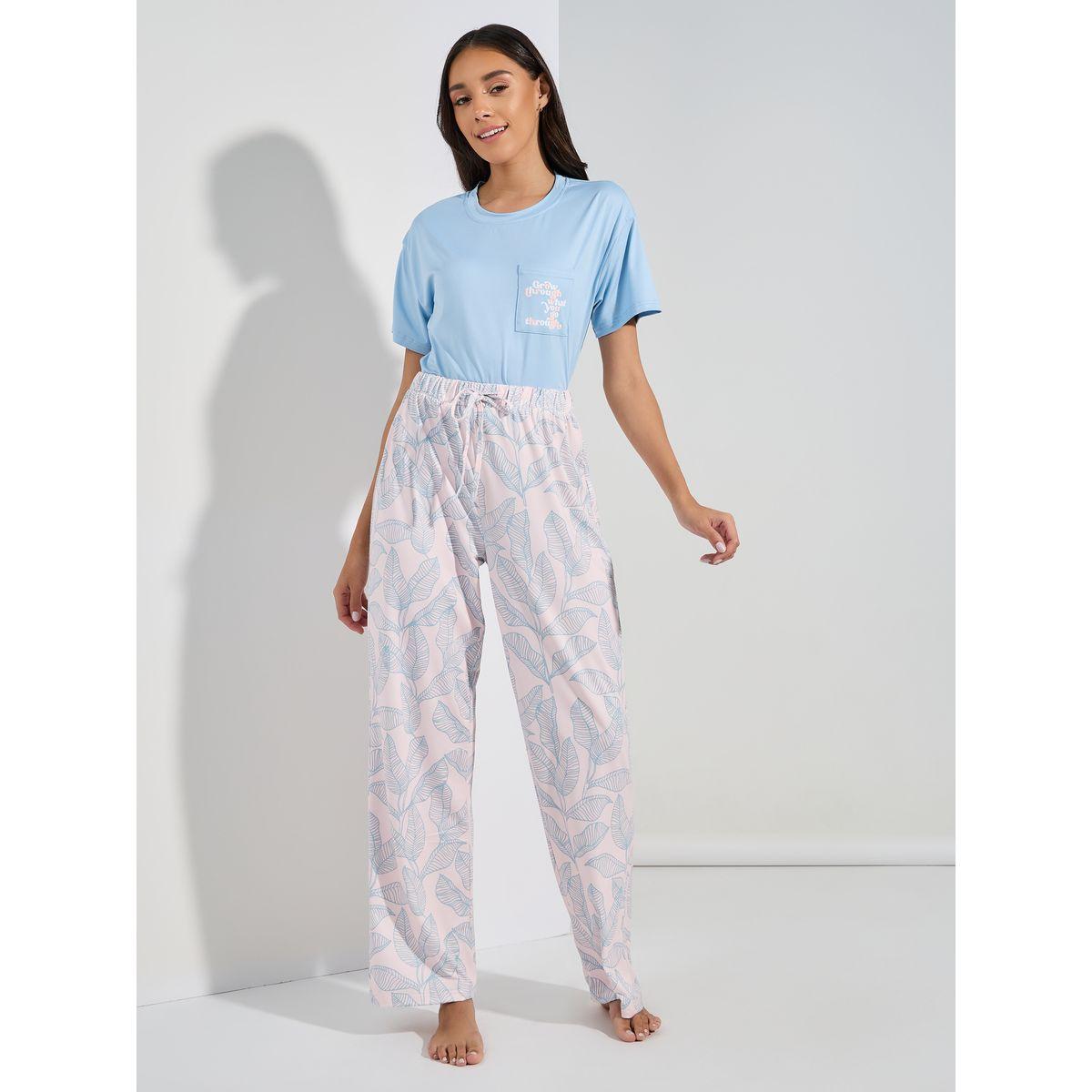 Styli Unwind Leaf Print Pocket Ruffle Hem T-Shirt & Pyjama Set-women-clothing-nightwear-pyjamas-longsets-image-5