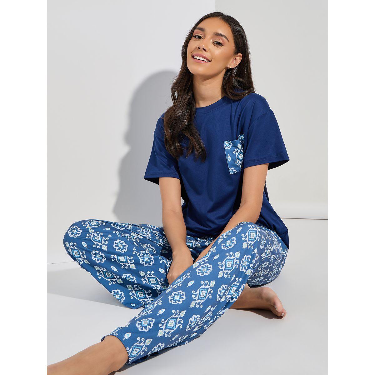 Styli Unwind Ikkat Print Pocket T-Shirt & Pyjama Set-women-clothing-nightwear-pyjamas-longsets-image-1