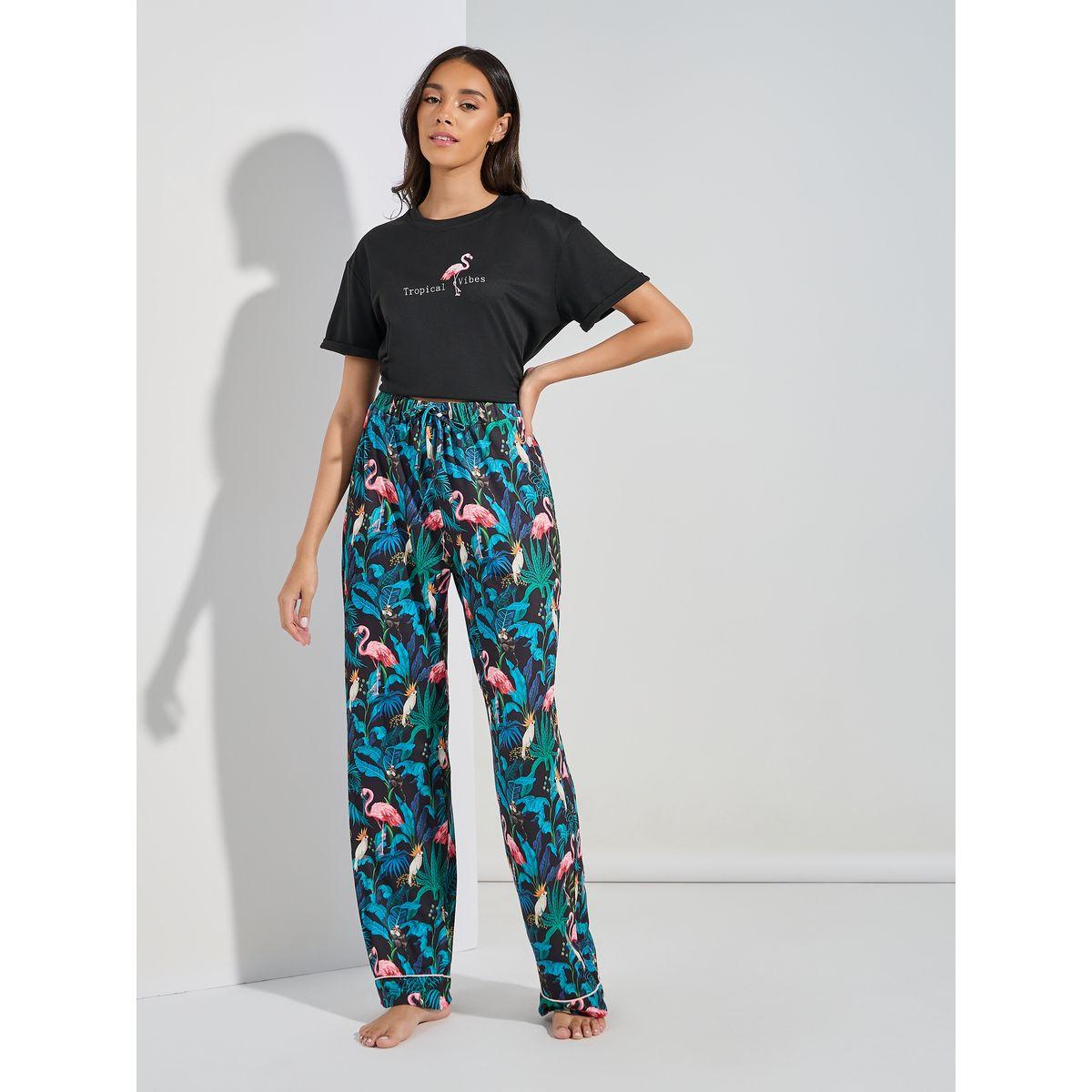 Styli Unwind Flamingo Print T-shirt & Palm Piped Hem Pyjama Set-women-clothing-nightwear-pyjamas-longsets-image-5