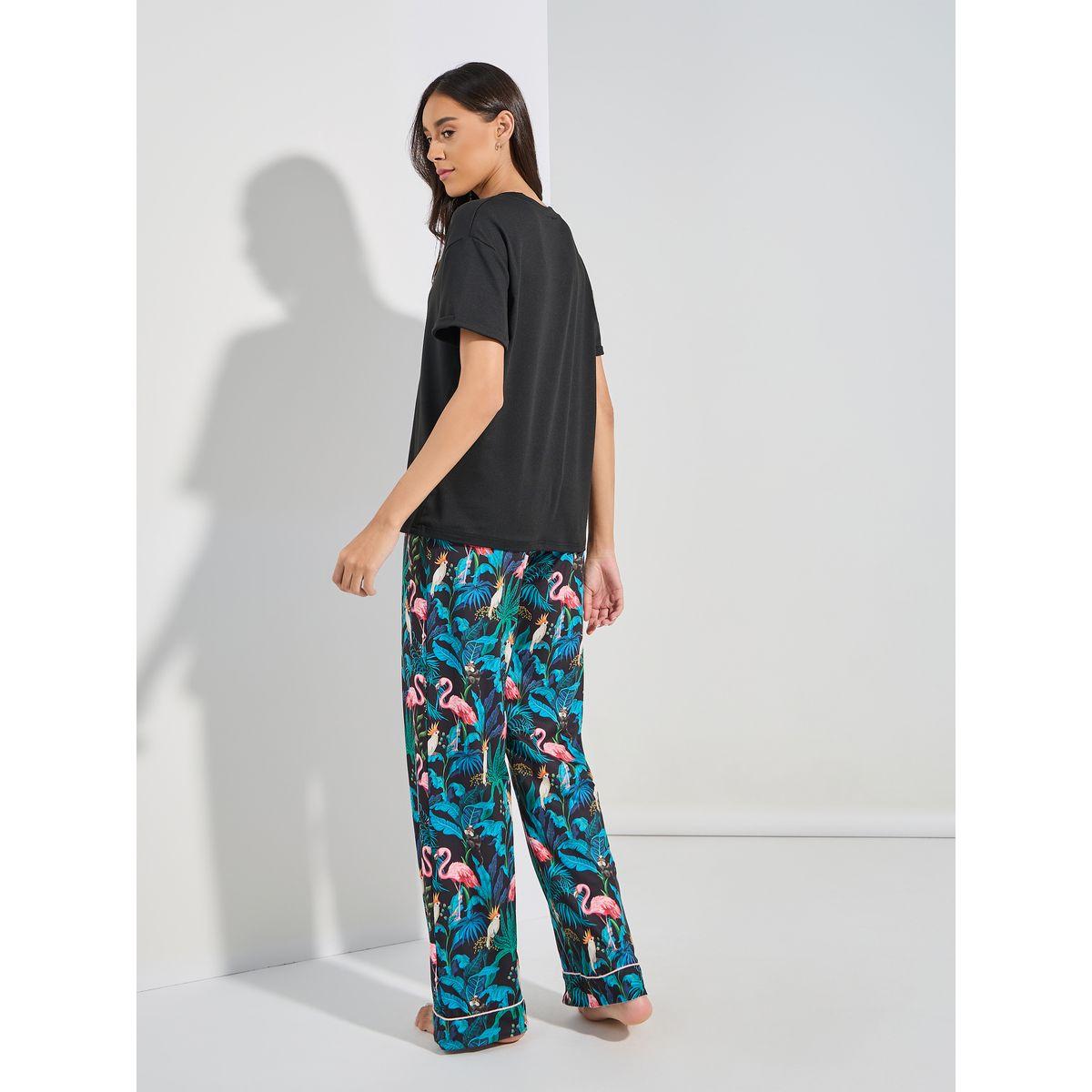 Styli Unwind Flamingo Print T-shirt & Palm Piped Hem Pyjama Set-women-clothing-nightwear-pyjamas-longsets-image-6
