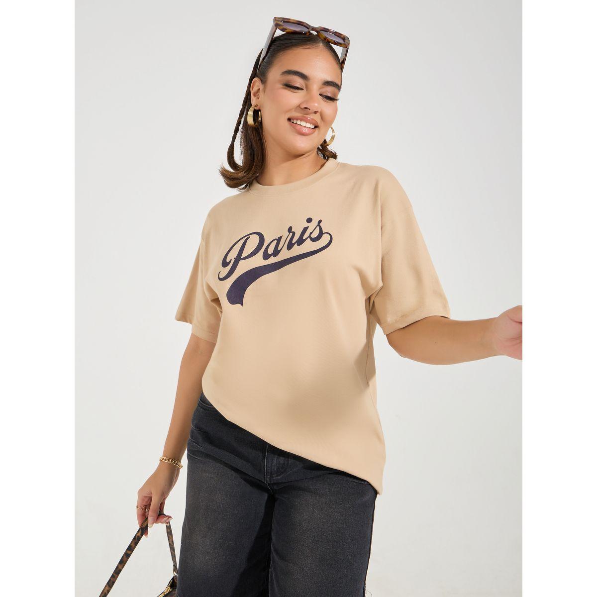 تيشيرت فضفاض بطبعة كتابة واكتاف منخفضة-women-clothing-tshirts-image-1
