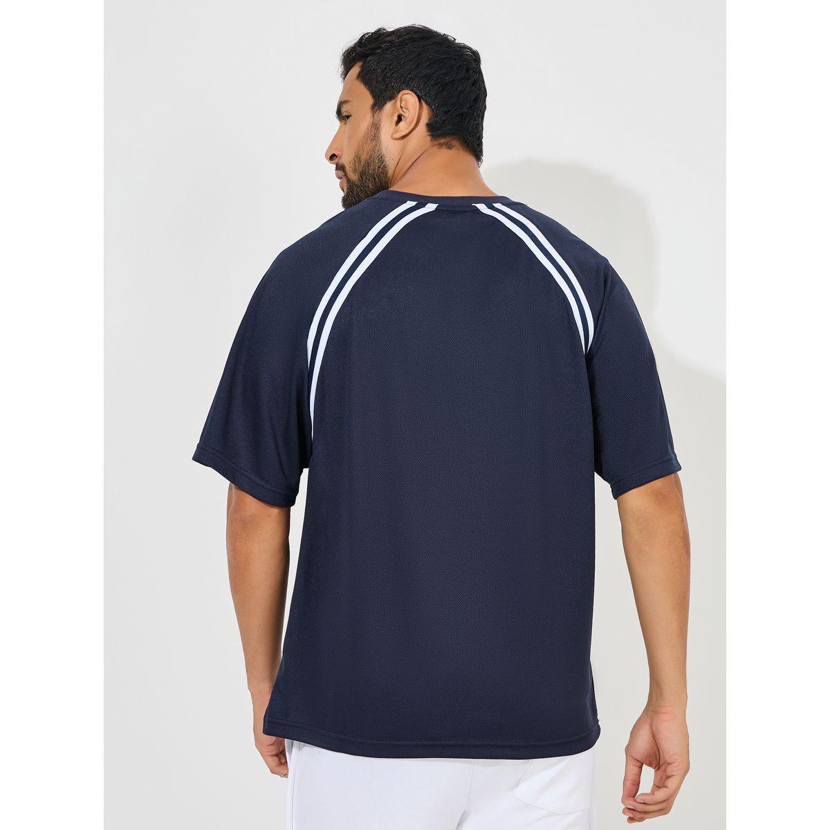 تيشيرت فضفاض بنمط فارسيتي مع اكمام ريجلان-men-clothing-tshirtsandpolos-tshirts-image-4